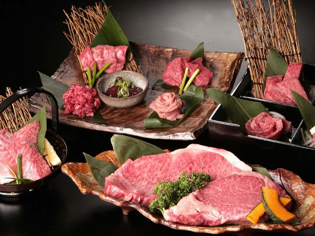 安心・安全をコンセプトに新鮮で最良の肉を提供。鮮度管理は万全で高鮮度の肉を提供致します。