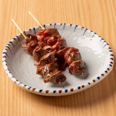 【鶏串（塩・タレ）】　砂肝串