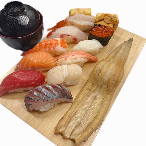 沼津市場直送の特選素材◎好アクセスの明るい店内で職人の技を堪能。