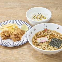 おこさまラーメンセット