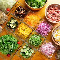 季節を味わう。農場から届く、生命力あふれる野菜たち。