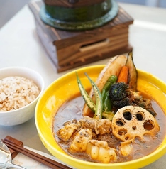 【季節のスープカレー】ぷりぷり牛ホルモンのスープカレー