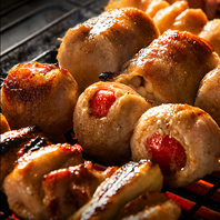 朝引きの鶏を使用した焼き鳥！肉本来の旨みをご堪能あれ