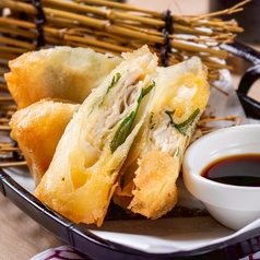 湯葉のチーズ春巻き