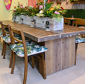 ALOHA CAFE Pineapple アロハカフェ パイナップル 梅田茶屋町店の雰囲気2