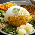 料理メニュー写真 タイ南部名物 サラダ和えご飯 