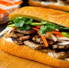 ボリューム満点＆それでいてヘルシーなバインミー