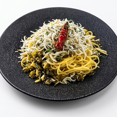 釜揚げしらすと高菜のペペロンチーノ