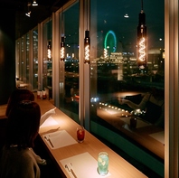 ロマンチックな夜景を一望！個室完備でデートや女子会に