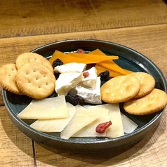 *チーズ3種盛り合わせ*