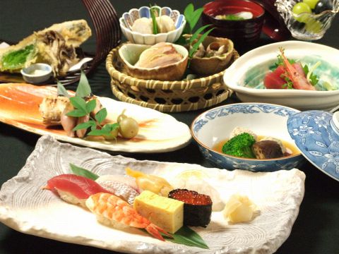 所沢で旬な海鮮料理とお寿司を味わえるお店。
