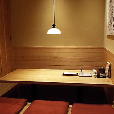 博多もつ鍋 やまや 新橋内幸町店の雰囲気1