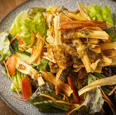 美肌牛蒡と道産野菜のサラダ