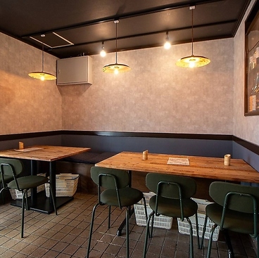 牛照ラス酒場 平井商店の雰囲気1