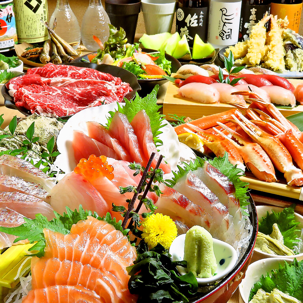 彩り豊かでお酒が進む料理を取り揃えました！友人とのお集まりにも会社帰りの一杯にも♪