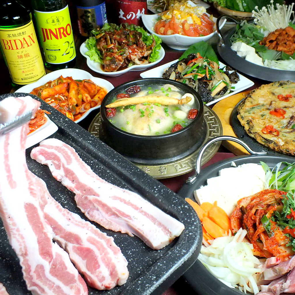 飲み放題付コースは3000円～ご用意！ご友人同士の集まりから会社宴会まで対応！！