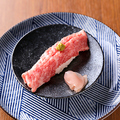料理メニュー写真 中トロ肉寿司