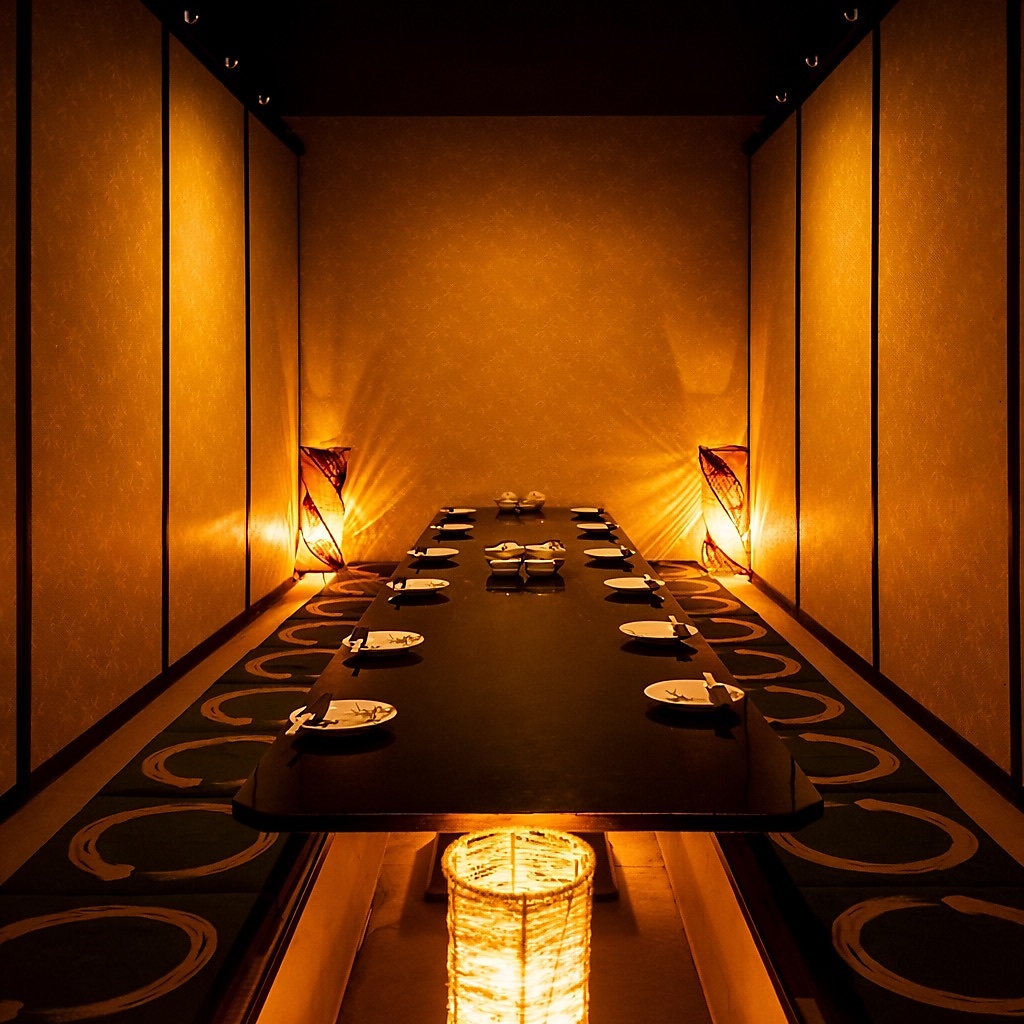 亀戸駅より徒歩1分とアクセス抜群！少人数から最大60名様の団体宴会まで、幅広く対応可能です。