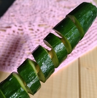 手間ひまかけて、愛情たっぷりのお食事を作っています。