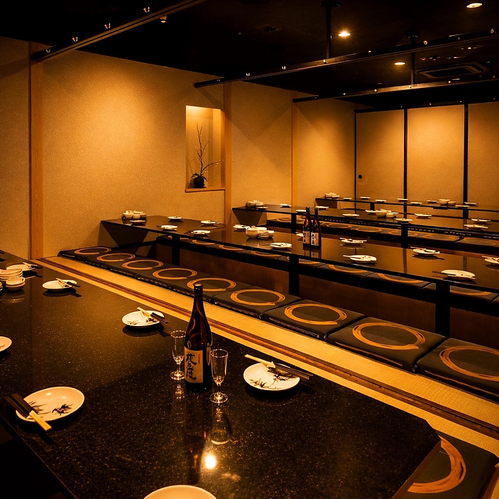 店内は扉のついた完全個室のみをご用意！周囲を気にすることなくプライベートな一時をお過ごし下さい