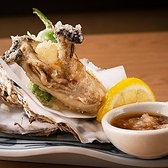 肉、鮮魚、新鮮野菜、果物全て今が旬の食材を使ったお料理をお届け致します。料理長が腕を揮ったお料理の数々はリピーター続出。新橋地区エリアで最上級のお料理をリーズナブルなお値段でご提供できるのは当店ならでは!