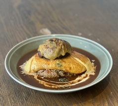 ダブルチーズのハンバーグオムライス