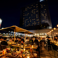 新宿で人気のハワイアンビアガーデン。常夏のハワイをイメージしたリゾート空間でランチハワイアンBBQをお楽しみください。