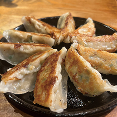 パリパリ鉄板餃子