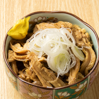 馬刺・もつ鍋・串焼きなど、素材を活かした逸品料理多数