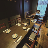 各種ご宴会、接待におすすめ。店内はシックな別世界…