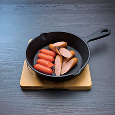 辛口チョリソーと赤ウインナー