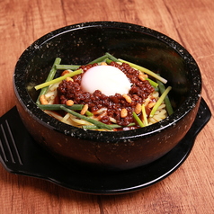 石焼汁なし担々麺