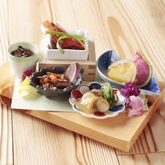 名物　アテの盛合せ5種