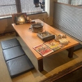 掘りごたつ席のご用意はございませんが、広々としたお座敷席とテーブル席をご利用いただけます♪足を崩せる座敷席は、長時間のご利用でも快適です。