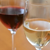 料理と一緒に楽しめるグラスワイン