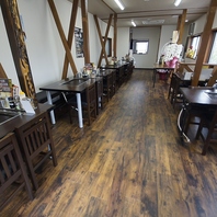 明るく開放感溢れる店内◎鉄板を囲む至福のひととき♪