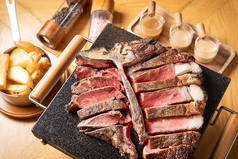 JAPANESE BEEF T-BONE STEAK 国産牛Tボーンステーキ 1kg~