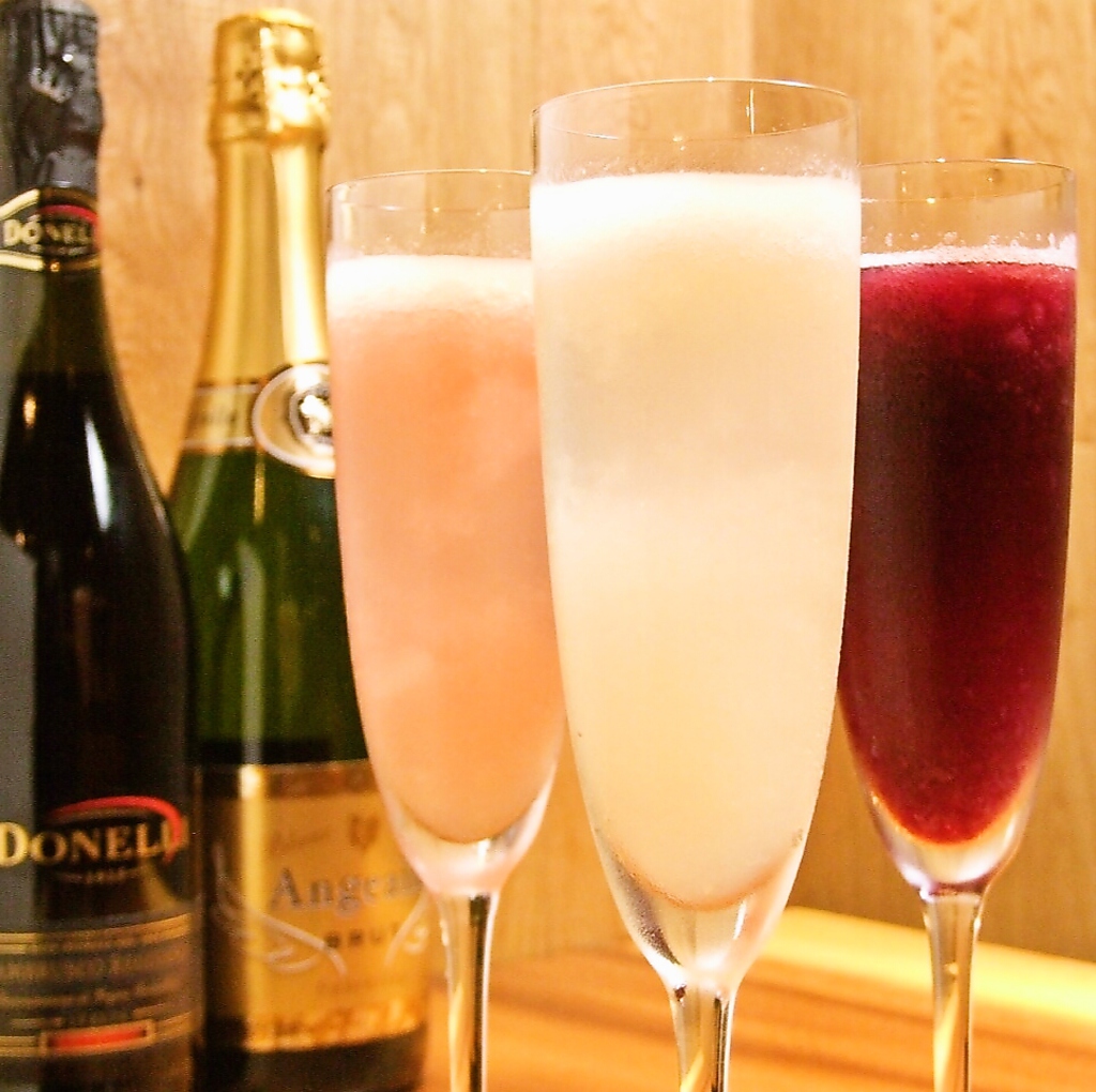 Di PUNTO自慢のワインは種類豊富◎お好みのワインでお楽しみください！