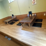 座敷は最大で10名様まで可能ですので小規模宴会などのご利用も可能！ぜひ様々な場面でご利用ください