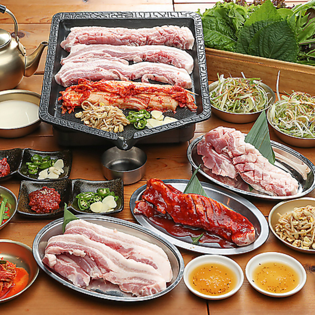 本格的な韓国料理をご堪能あれ！プルコギ、サムギョプサルをメインに各種コースご用意しております♪