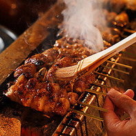 職人が炭火で丁寧に焼き上げる、至福の本格焼き鳥。