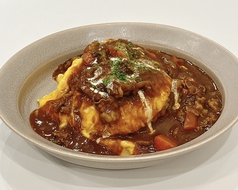 国産牛のオムカレー