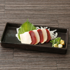 馬刺し紅白盛り