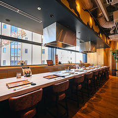 【カウンター席：9席】