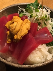 マグロウニのっけ丼