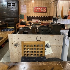 入口から見えにくい席有ります。お忍びなどに。