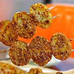 焼き石卵串/焼き干し豆腐ロール/焼き唐辛子/パンの炭火焼き 各種
