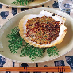 蟹味噌貝殻焼き