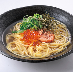 バター香る炙りたらこといくらの和風パスタ