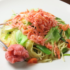 春野菜と桜海老のパスタ 梅おろし風味